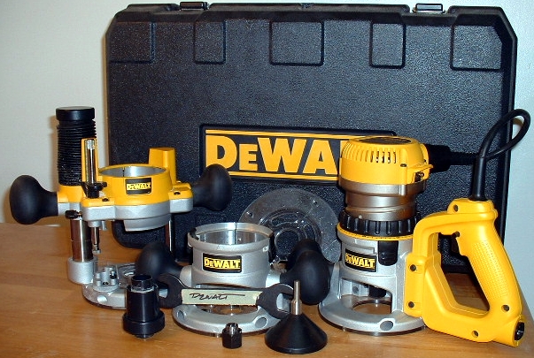 DEWALT Router, Fixed/Plunge Base Combo Kit, 11-Amp, 1-3/4 HP, (DW616PK) 